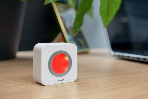 Luxafor Cube is a standalone LED do not disturb light indicator that displays meeting room availability and workspace availability in real-time