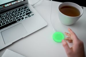 Luxafor Mute Button - Compatible with all tools that mute the mic computer-wide, making it easy to use with a variety of virtual meeting platforms